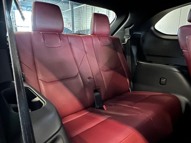Vehicle image 24 of 29