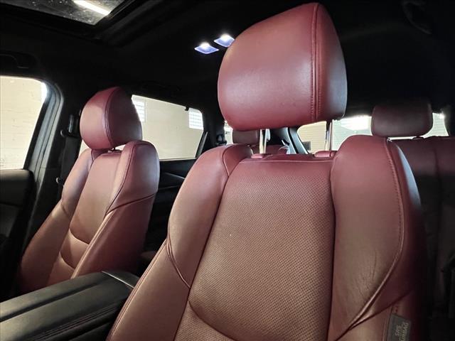 Vehicle image 17 of 29