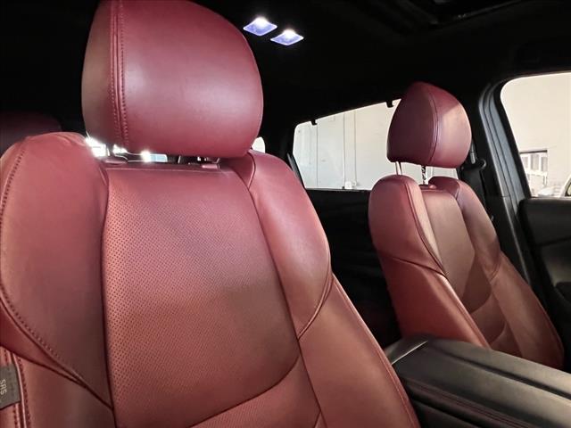 Vehicle image 26 of 29