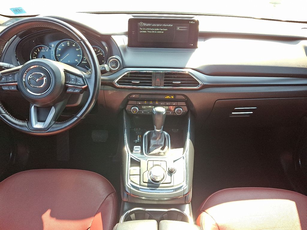 2023 Mazda CX-9 Carbon Edition Image 21 of 30