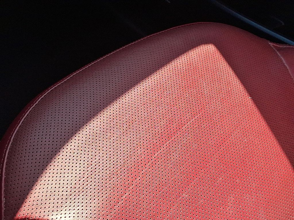 2023 Mazda CX-9 Carbon Edition Image 25 of 30