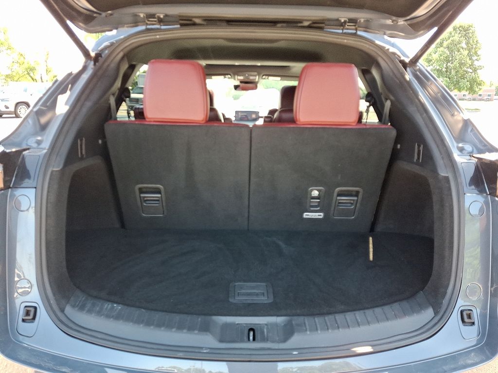 2023 Mazda CX-9 Carbon Edition Image 14 of 30