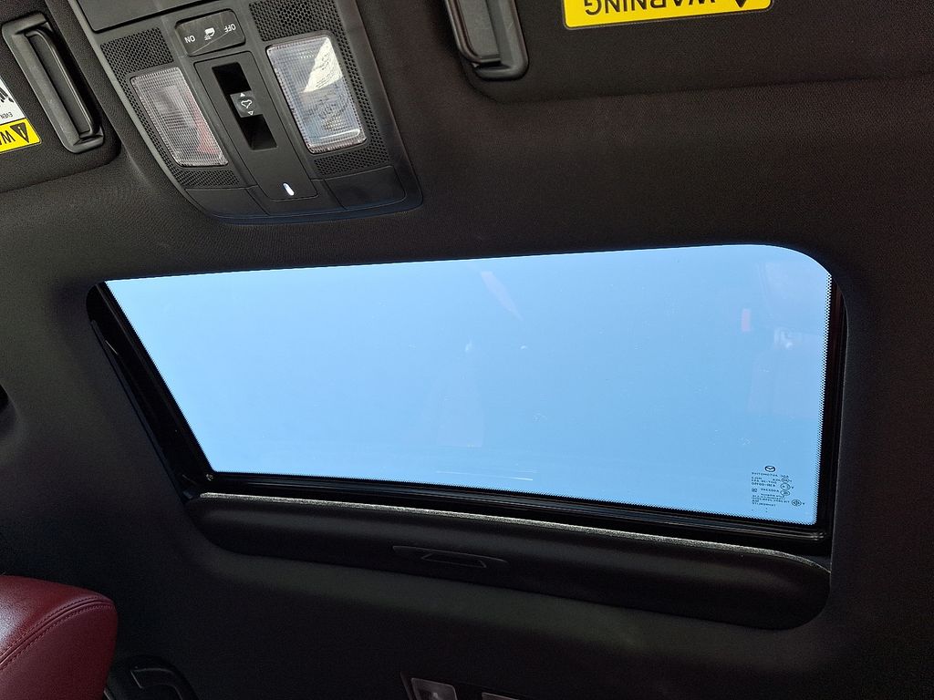 2023 Mazda CX-9 Carbon Edition Image 28 of 30