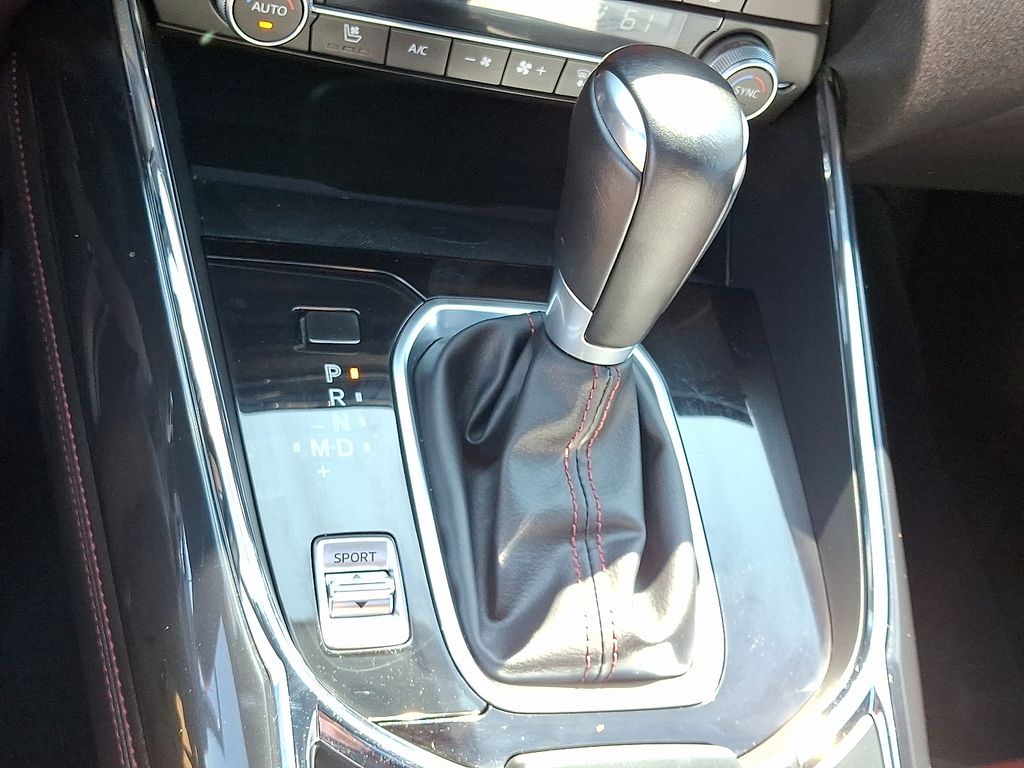 2023 Mazda CX-9 Carbon Edition Image 27 of 30