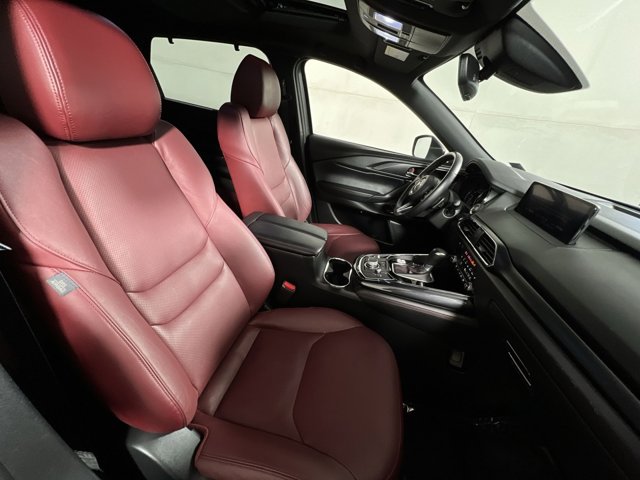 2023 Mazda CX-9 Carbon Edition Image 14 of 25