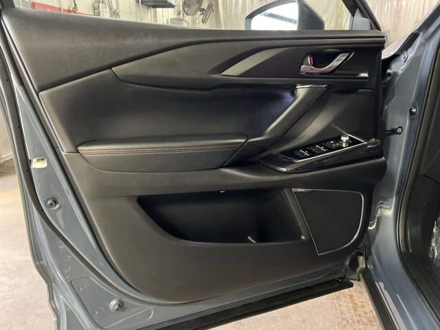 2023 Mazda CX-9 Carbon Edition Image 22 of 25