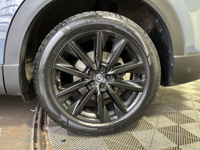 2023 Mazda CX-9 Carbon Edition Image 10 of 25