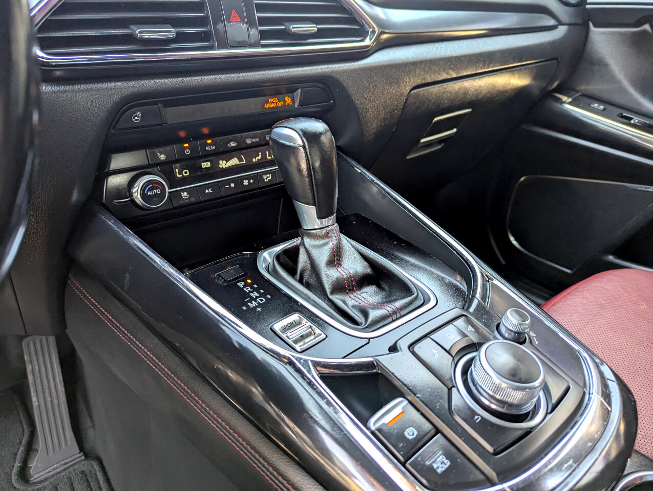 2023 Mazda CX-9 Carbon Edition Image 23 of 63