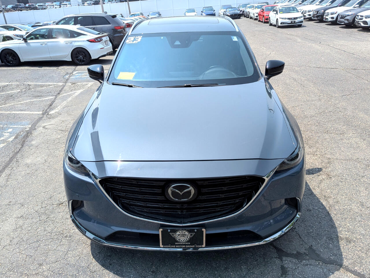 2023 Mazda CX-9 Carbon Edition Image 2 of 63