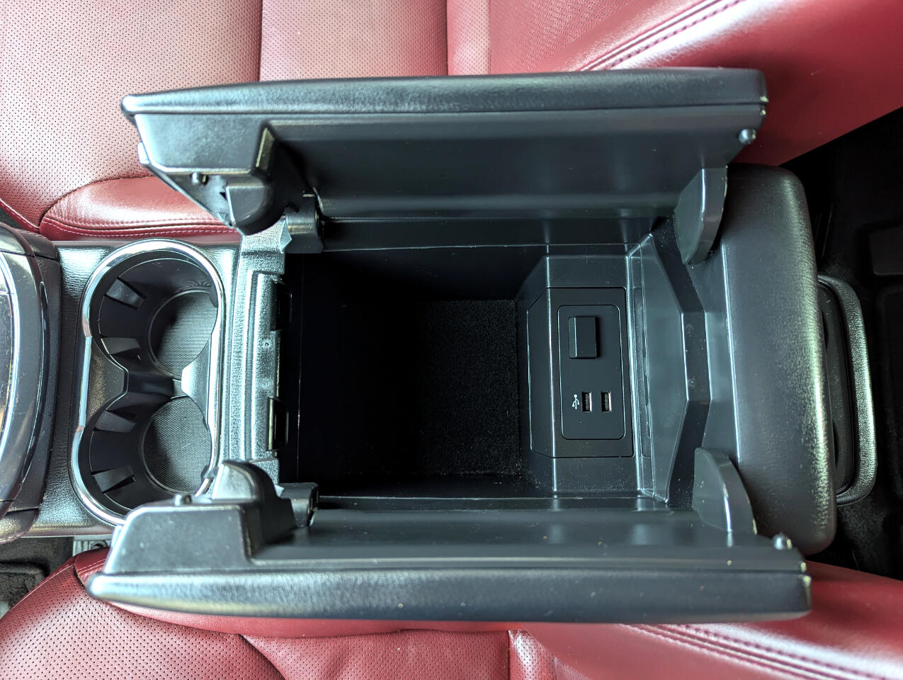 2023 Mazda CX-9 Carbon Edition Image 27 of 63