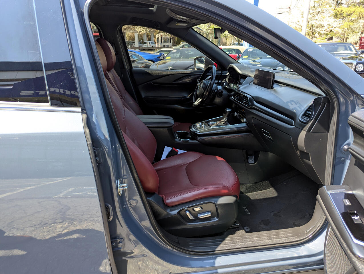 2023 Mazda CX-9 Carbon Edition Image 30 of 63