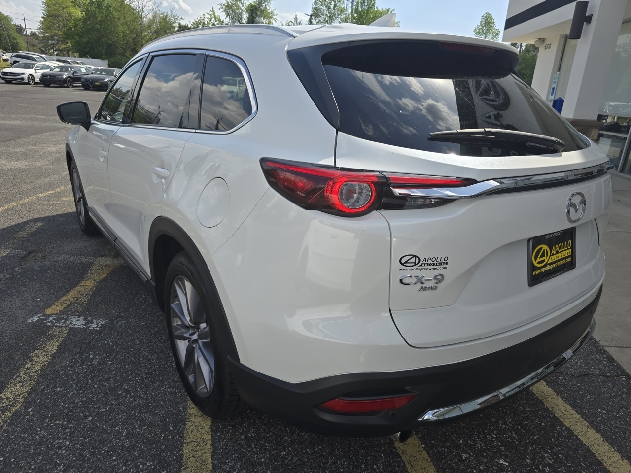 Vehicle image 6 of 27