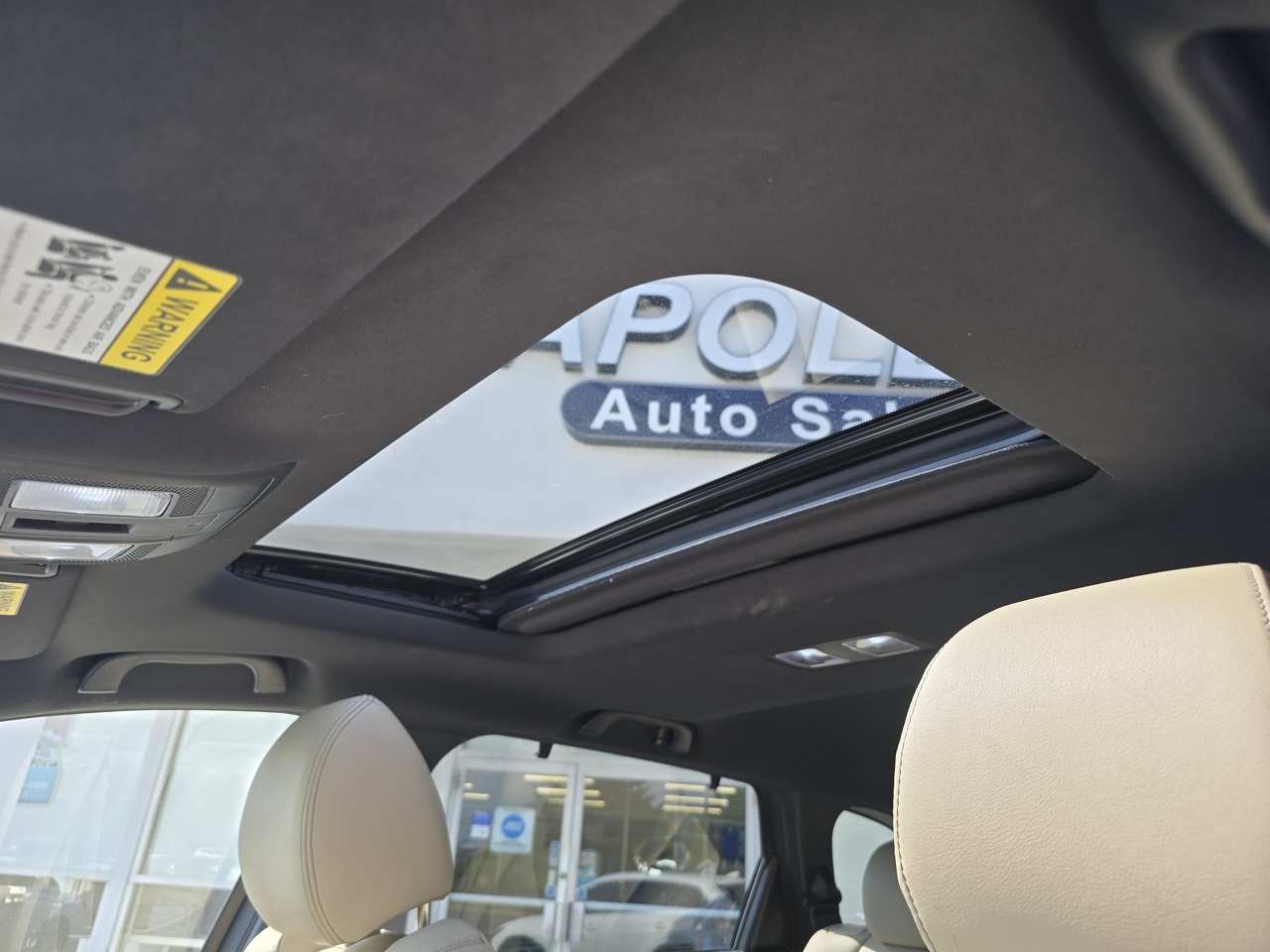 Vehicle image 21 of 27