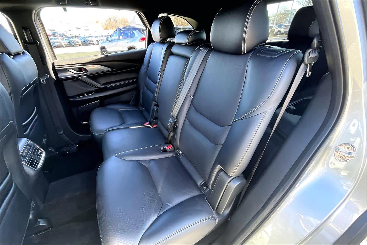 2023 Mazda CX-9 Grand Touring Image 10 of 37
