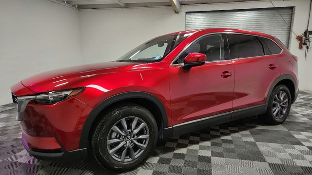 2023 Mazda CX-9 Touring Image 2 of 27