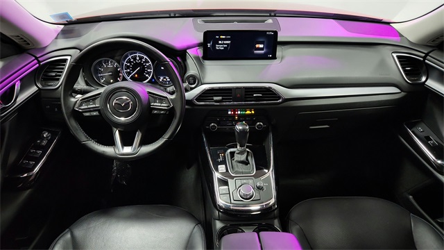 Vehicle image 20 of 27