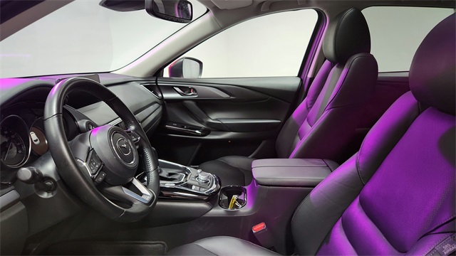 Vehicle image 18 of 27