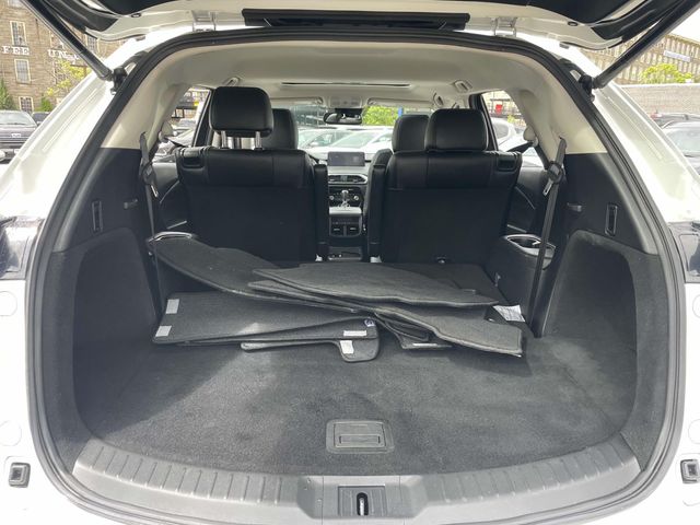 Vehicle image 13 of 39