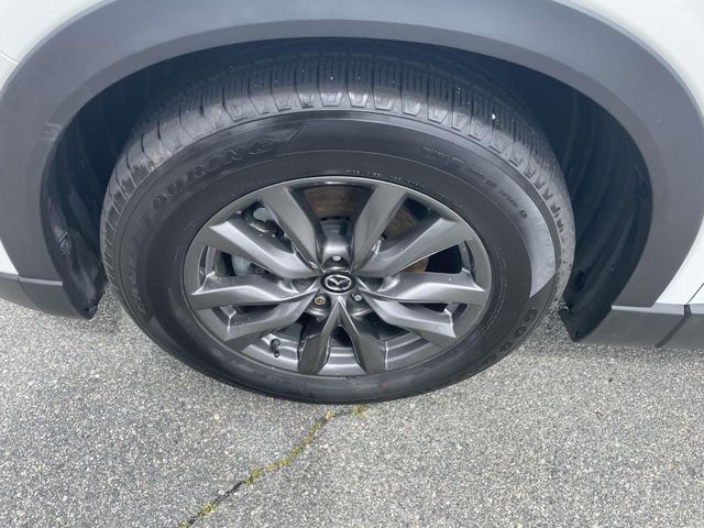 Vehicle image 16 of 39