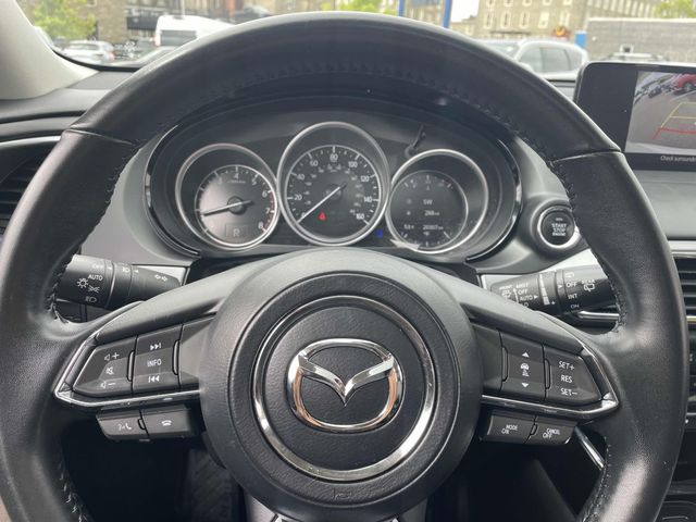 Vehicle image 34 of 39