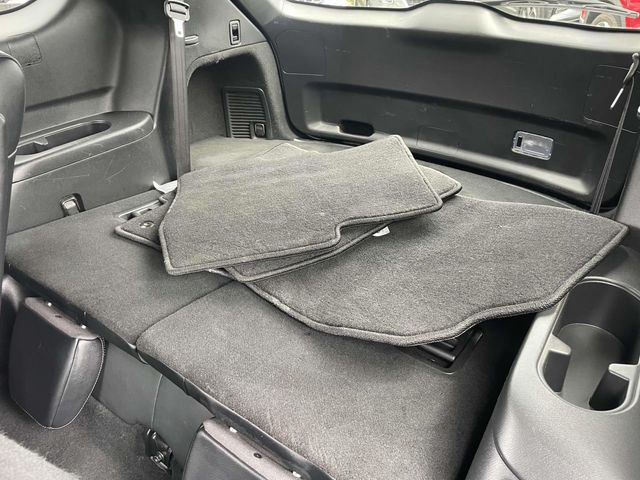 Vehicle image 20 of 39