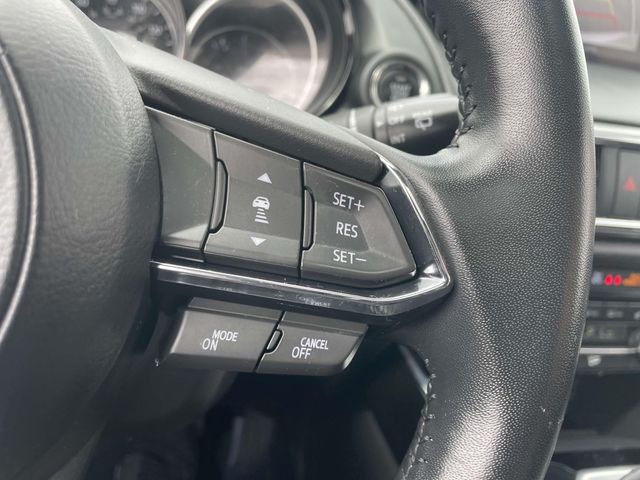 Vehicle image 35 of 39