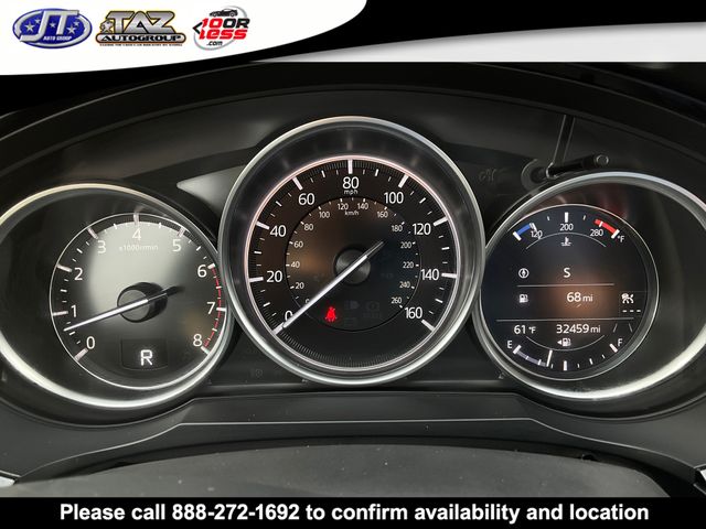 Vehicle image 23 of 24
