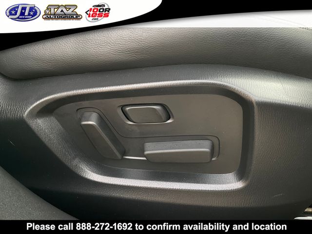 Vehicle image 16 of 24