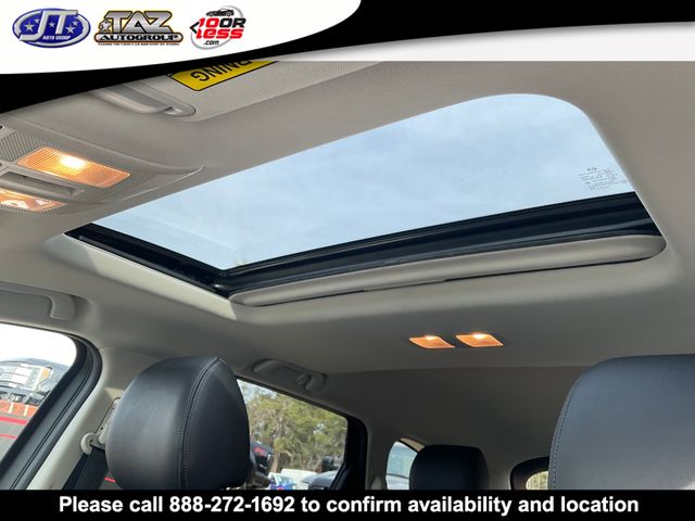 Vehicle image 12 of 24