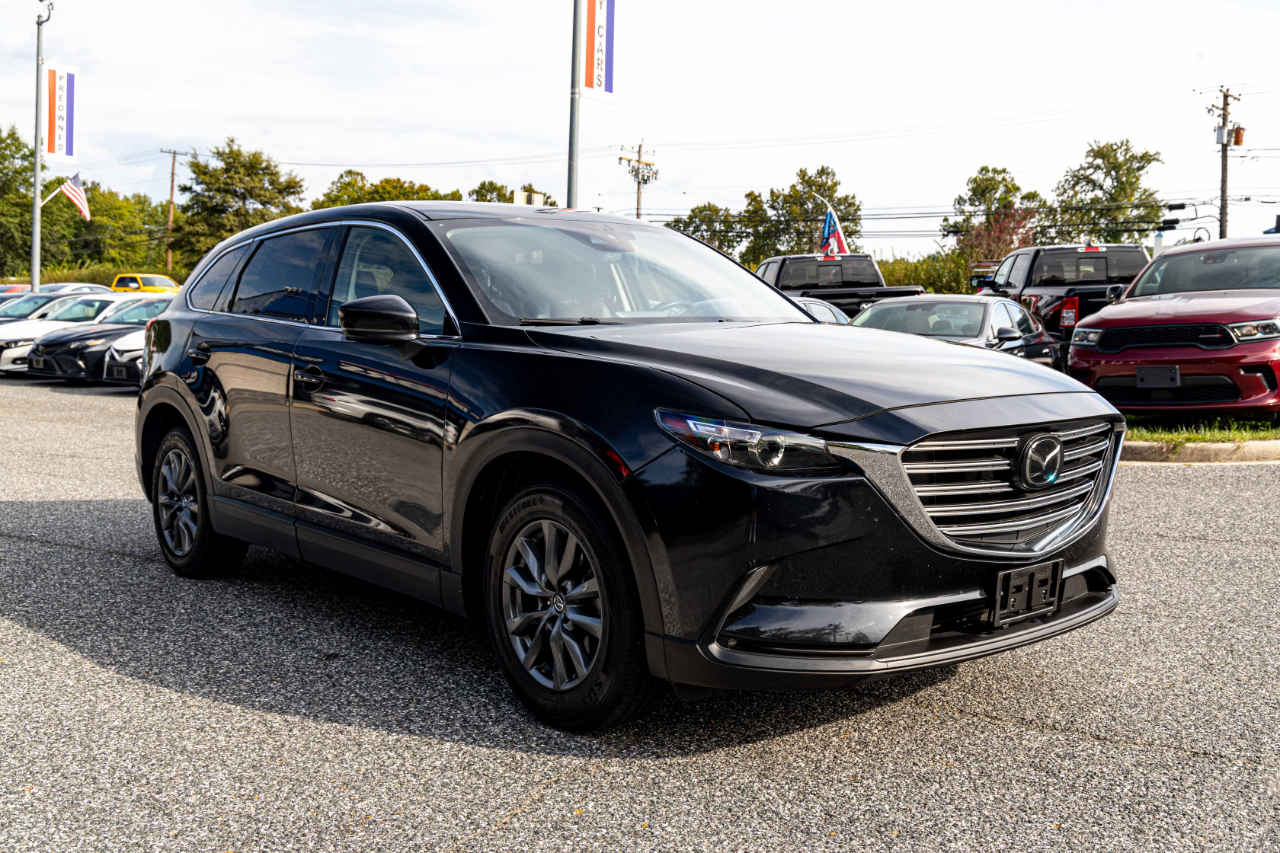 2023 Mazda CX-9 Touring Image 3 of 26