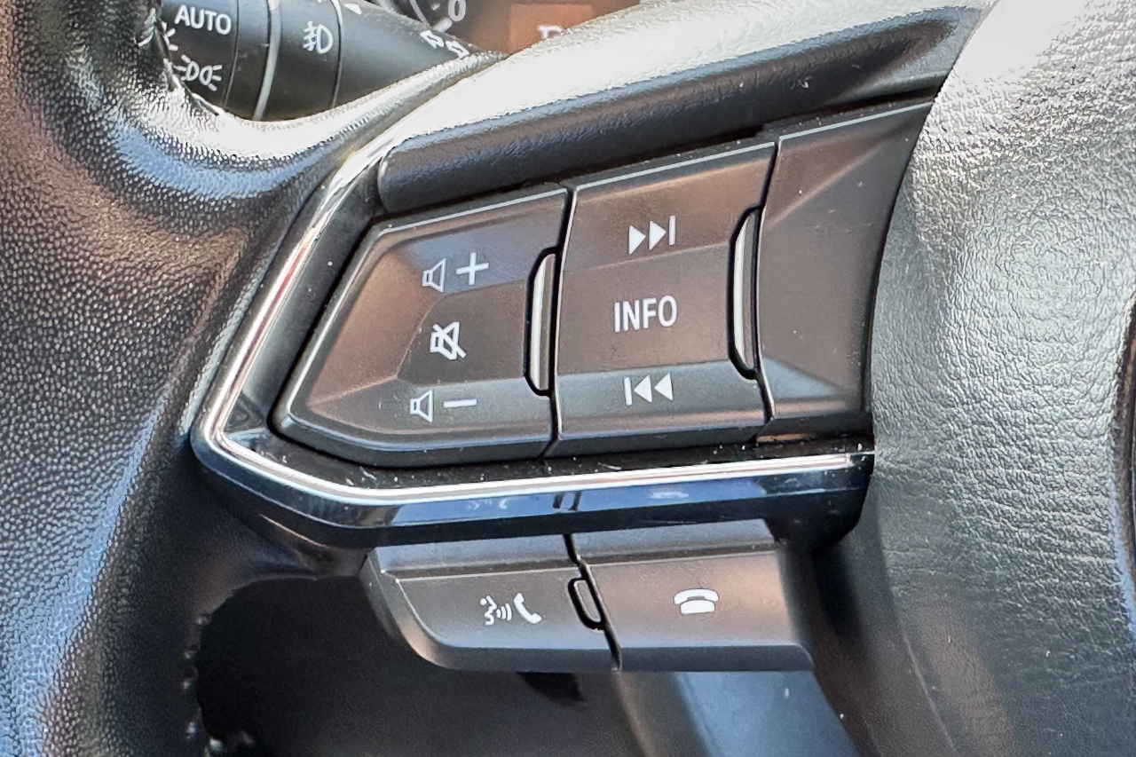 2023 Mazda CX-9 Touring Image 21 of 26