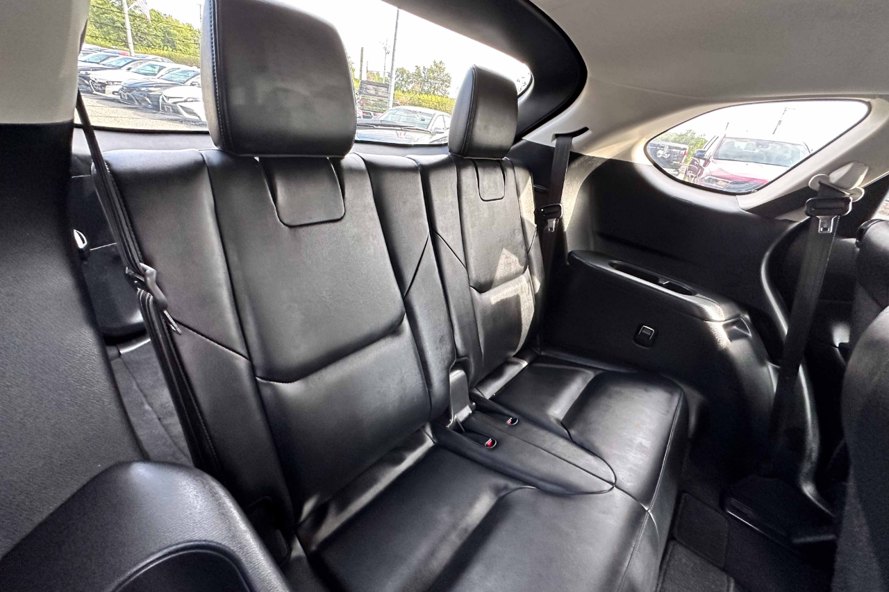 2023 Mazda CX-9 Touring Image 10 of 26