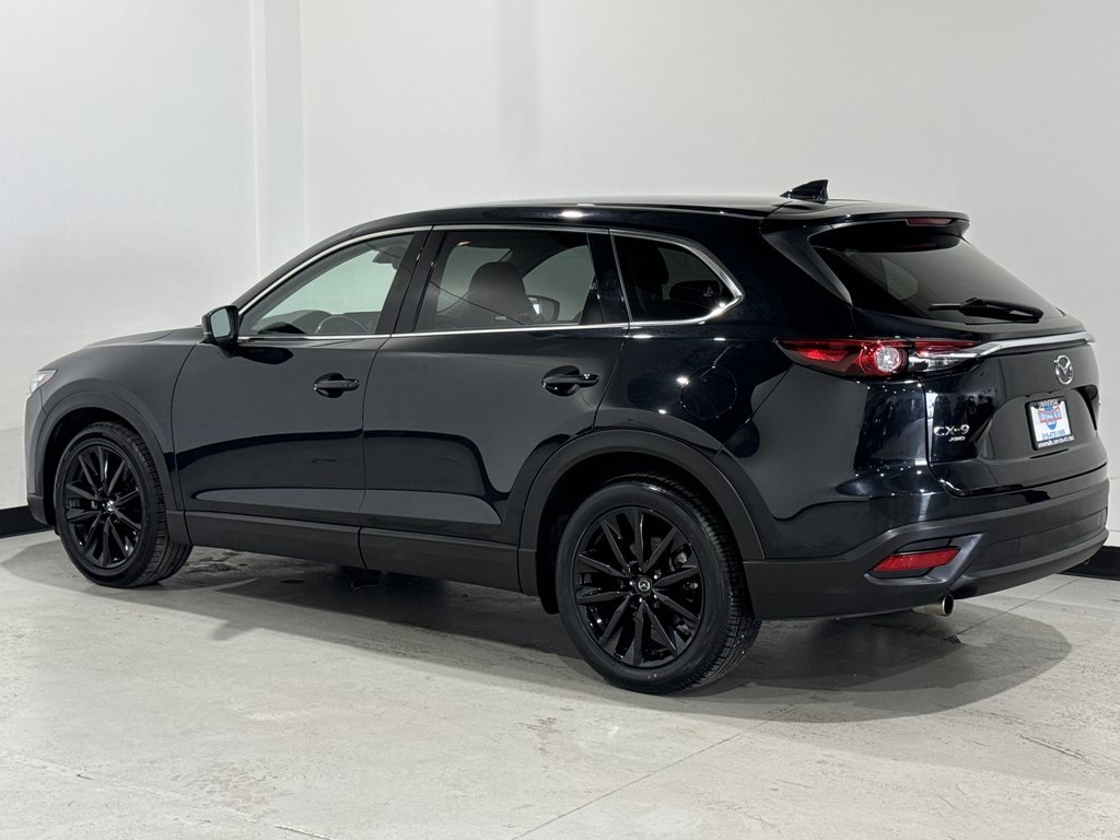 Vehicle image 5 of 44