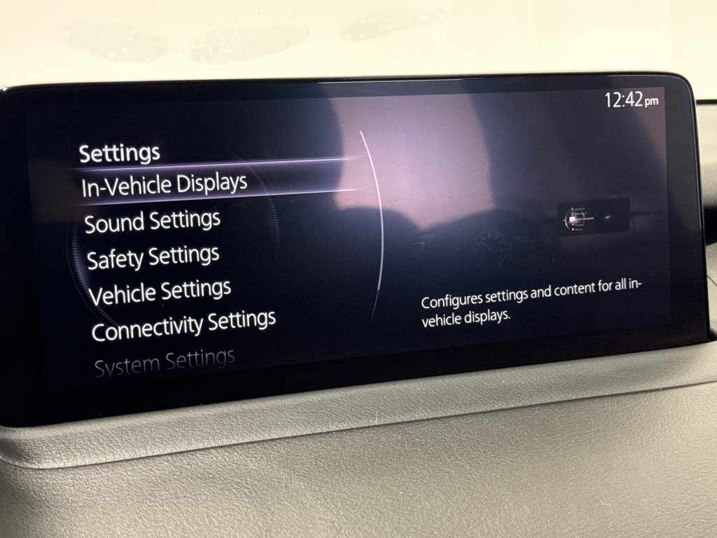 Vehicle image 39 of 44