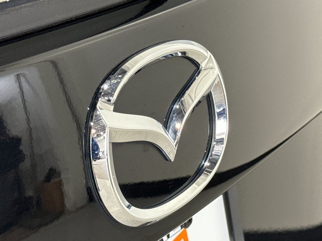 Vehicle image 35 of 44