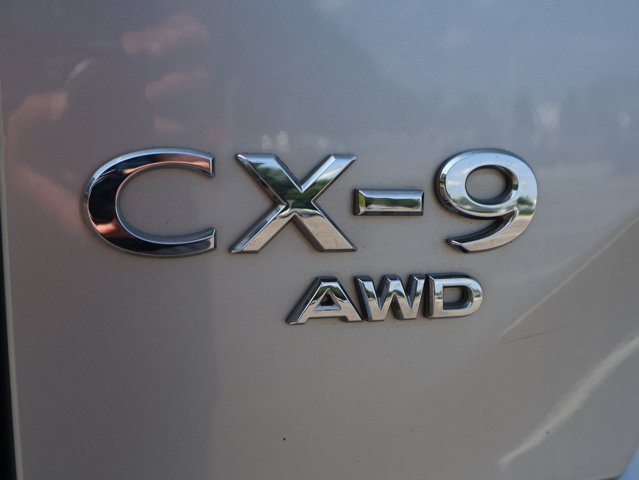 Vehicle image 22 of 52