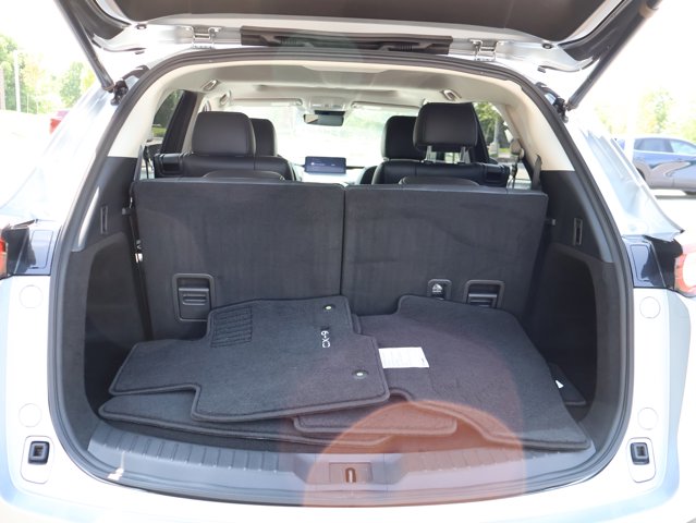 Vehicle image 25 of 52
