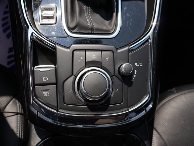 Vehicle image 39 of 52