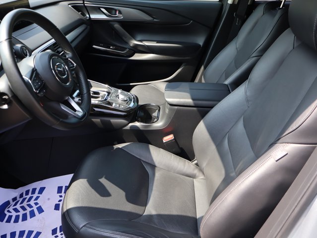 Vehicle image 49 of 52