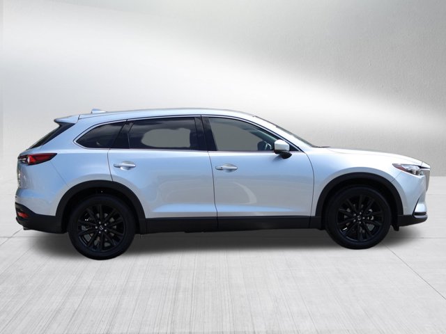 Vehicle image 4 of 52