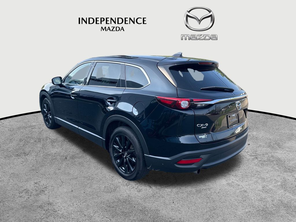 Vehicle image 7 of 34