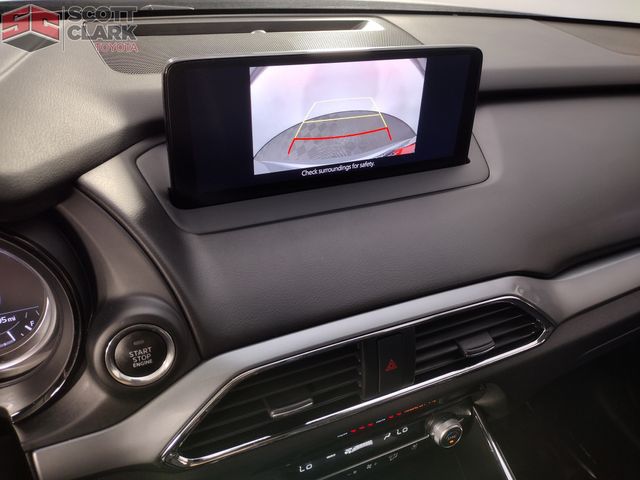 Vehicle image 20 of 26