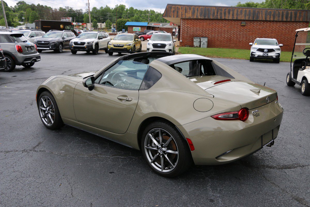 Vehicle image 7 of 27