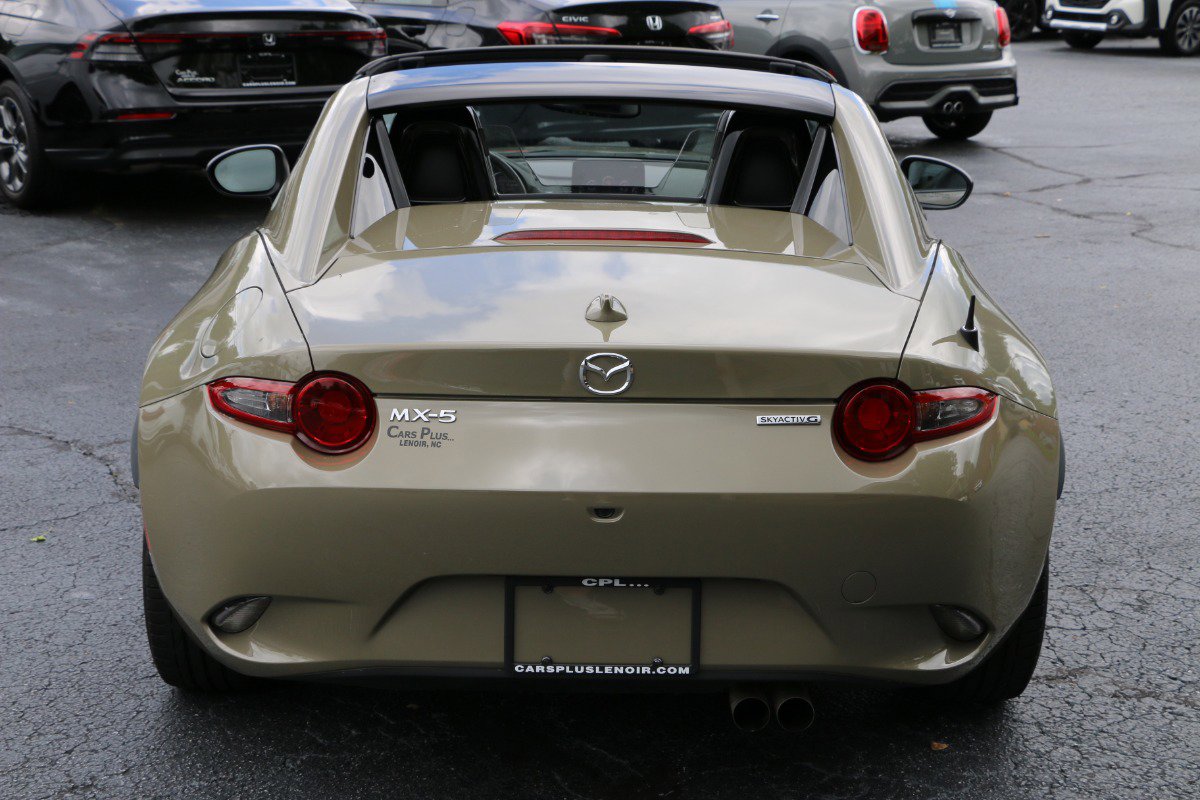Vehicle image 6 of 27