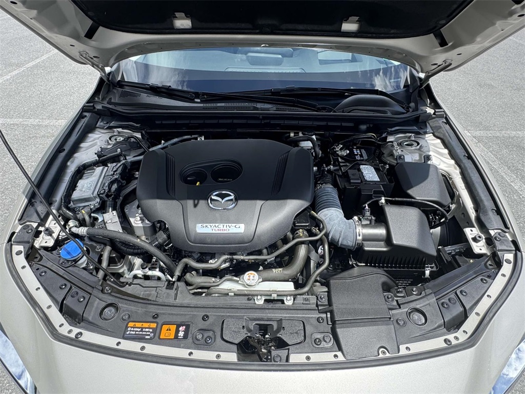 Vehicle image 8 of 30