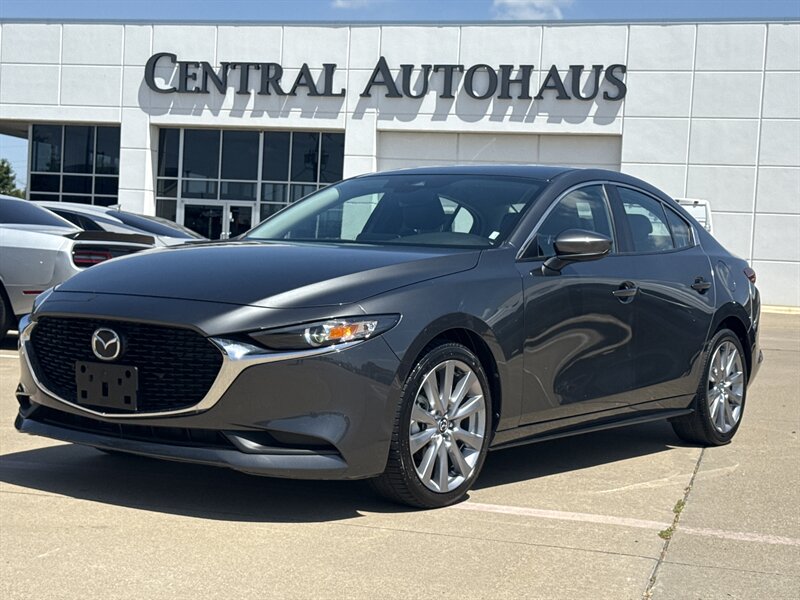 Vehicle image 2 of 40