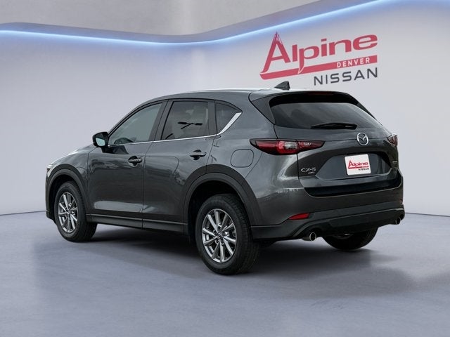 Vehicle image 9 of 31