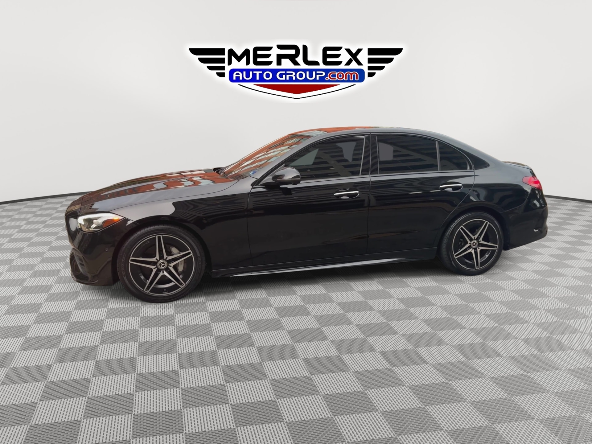 2023 Mercedes-Benz C-Class 300 Image 3 of 31