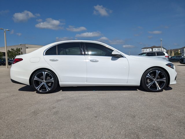 Vehicle image 8 of 37