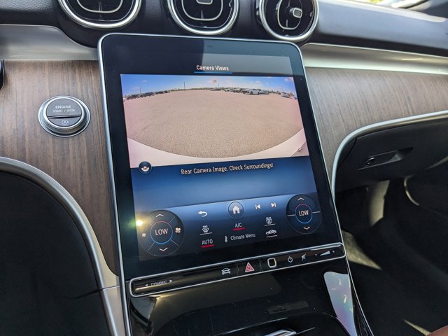 Vehicle image 27 of 37